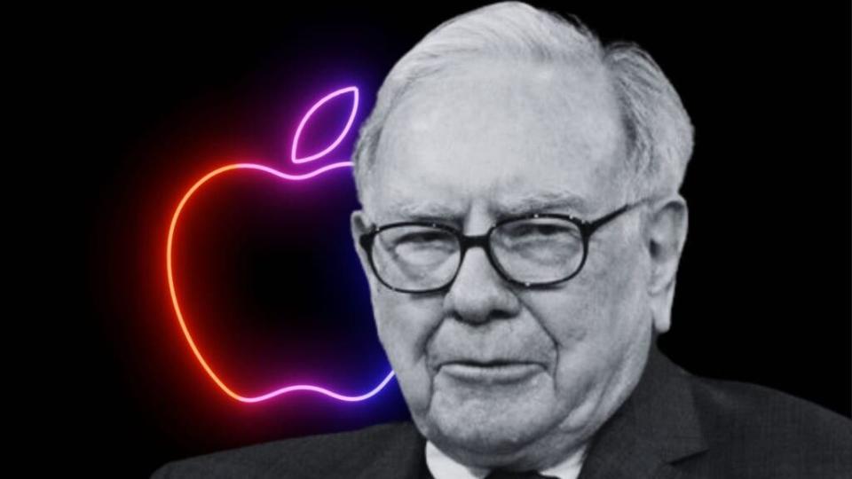 What Would Happen If Warren Buffett Bailed On Apple And Sold All Of Berkshire Hathaway's Shares?