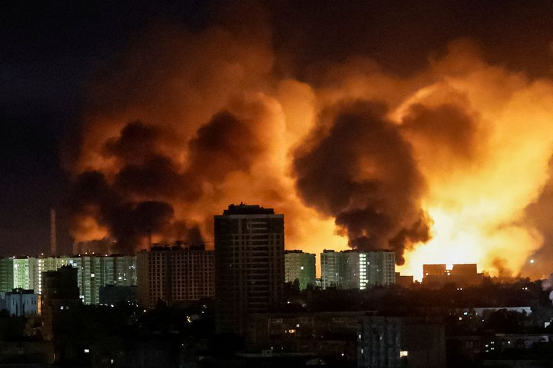 Kyiv officials say at least 14 hurt in 039massive039 Russian