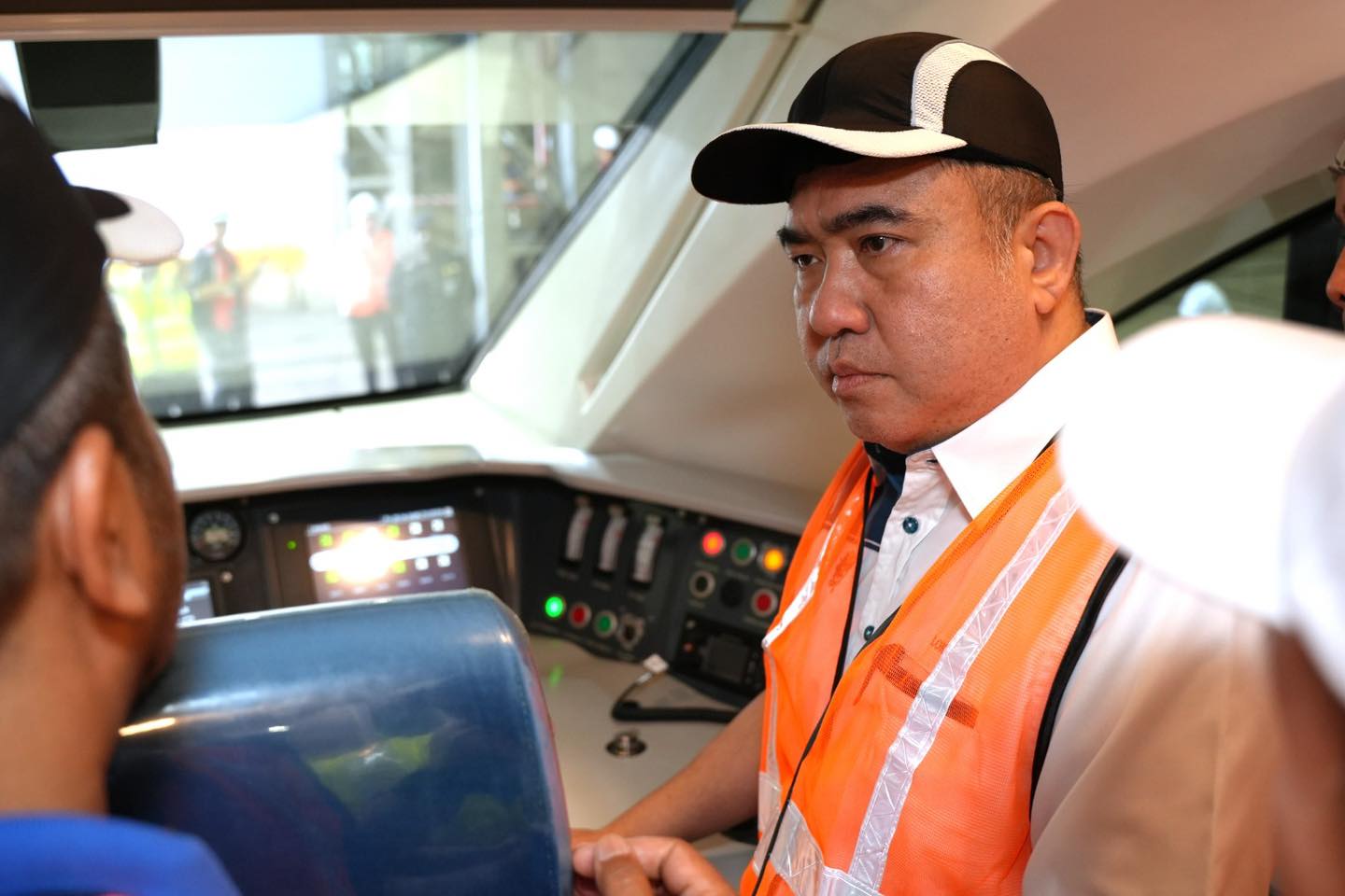 KTM-ETS-ETS3-Anthony-Loke-Batu-Gajah-depot-Apr-2025-12