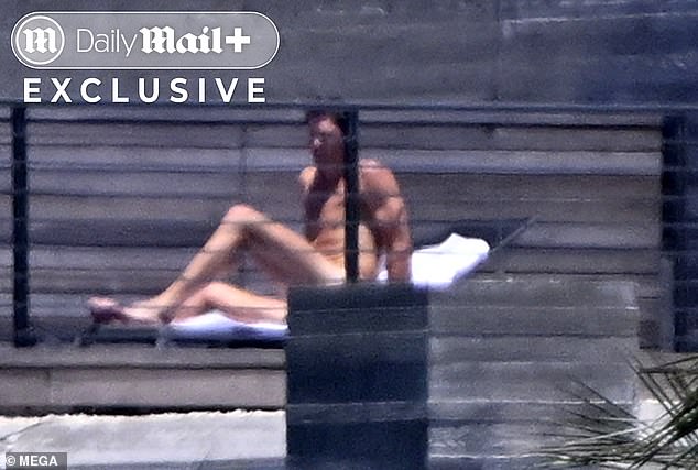 Buff Tom Brady goes totally naked at mansion opposite