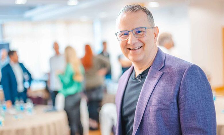 Scale-Up Coaching Expert Helping Entrepreneurs Grow 7-Figure Businesses 1 Paul Avins