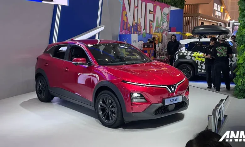 VinFast VF 6 right-hand drive version debuts for the first time 1 VinFast VF 6 right hand drive version debuts for the first.webp